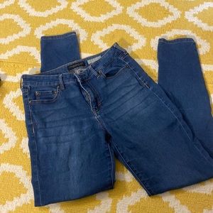 AEROPOSTALE 8L high waisted jegging in EUC